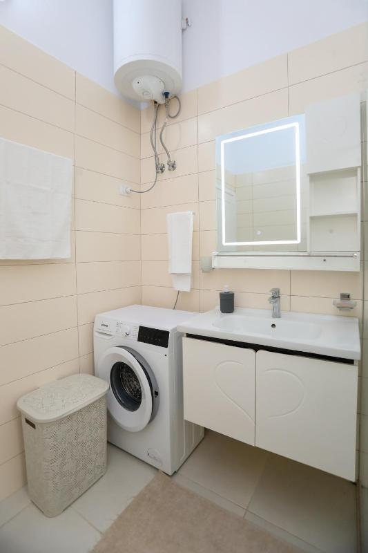 aysel apartament 1 lungomare - image 8