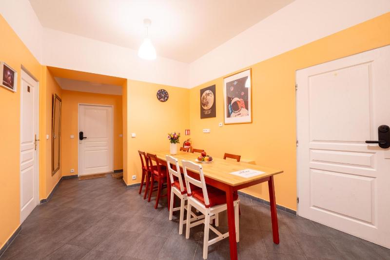 Luna Female Hostel - image 3