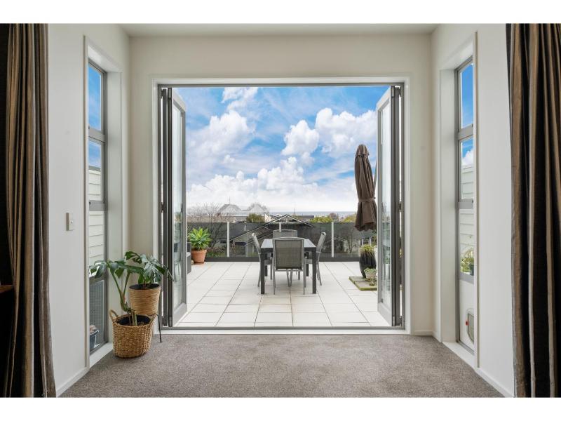 Lakeview Luxury - Taupo Holiday Apartment - image 1