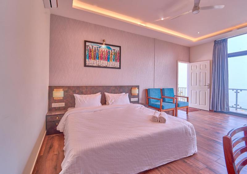 Jose Pool Villa Kanthalloor by VOYE HOMES - Near Bhramaram View Point - image 29