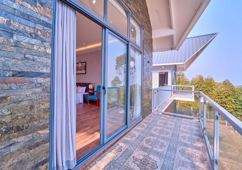 Jose Pool Villa Kanthalloor by VOYE HOMES - Near Bhramaram View Point - image 38