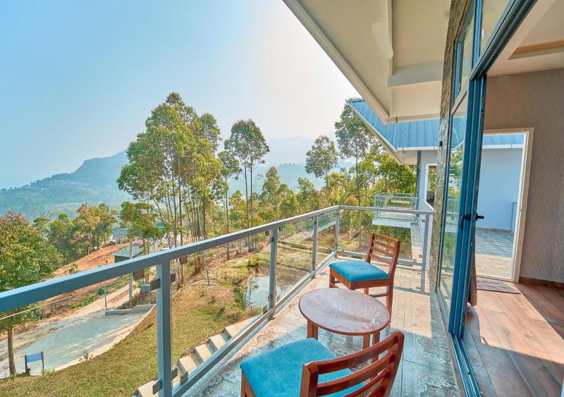 Jose Pool Villa Kanthalloor by VOYE HOMES - Near Bhramaram View Point - image 45
