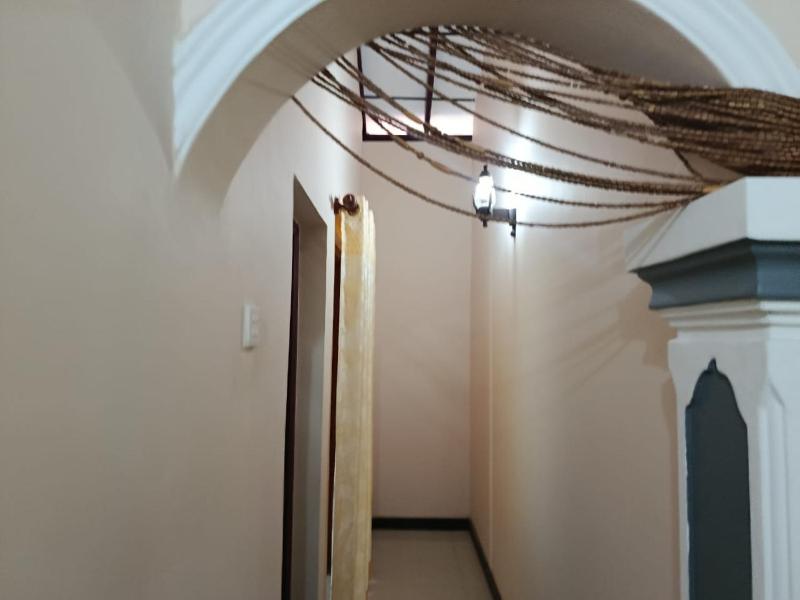 New Yelly House - image 8