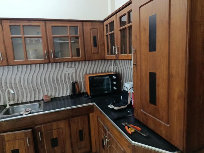 New Yelly House - image 16
