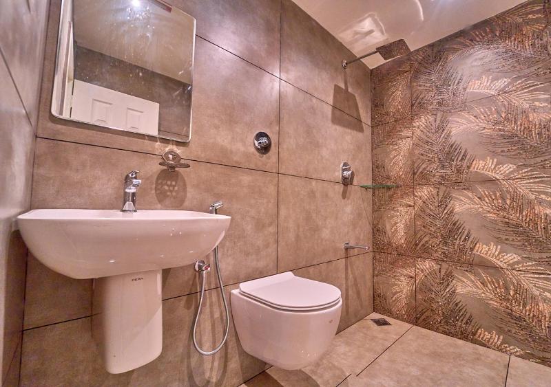 Jose Pool Villa Kanthalloor by VOYE HOMES - Near Bhramaram View Point - image 39