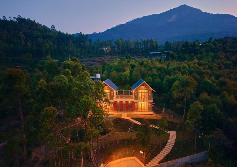 Jose Pool Villa Kanthalloor by VOYE HOMES - Near Bhramaram View Point - image 11