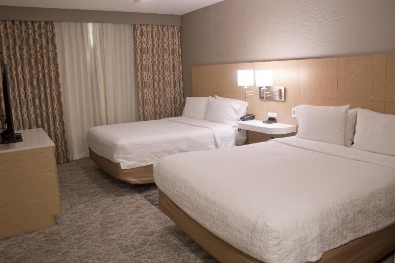 Hampton Inn & Suites Denver-Speer Boulevard - image 49