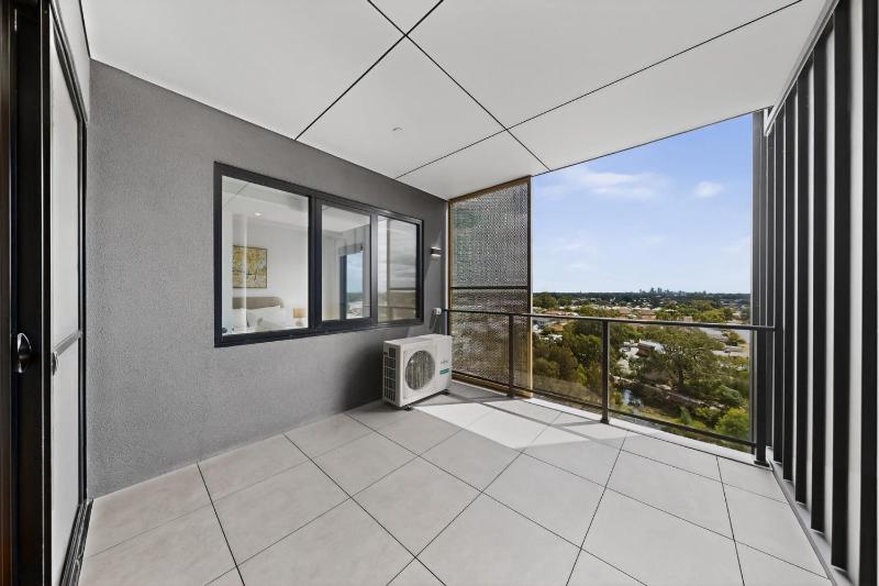 Stylish New Apartment with Modern Appliances - image 4