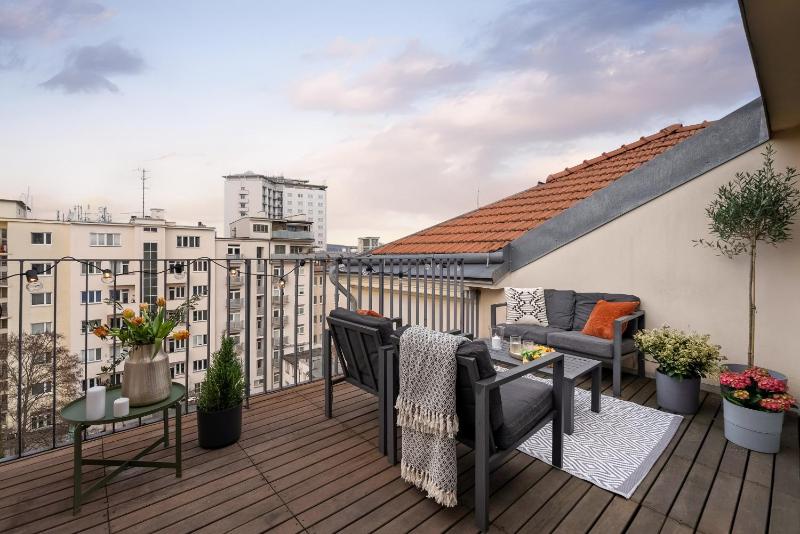 Terrace Boutique Apartment by goodnite cz - image 14