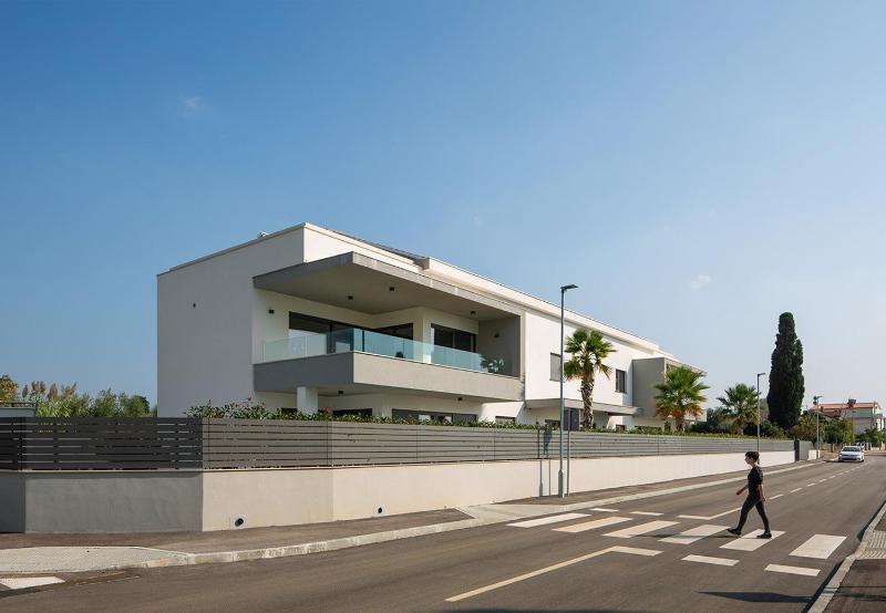 Vivi Rent Fasana - Penthouse 5 - image 1
