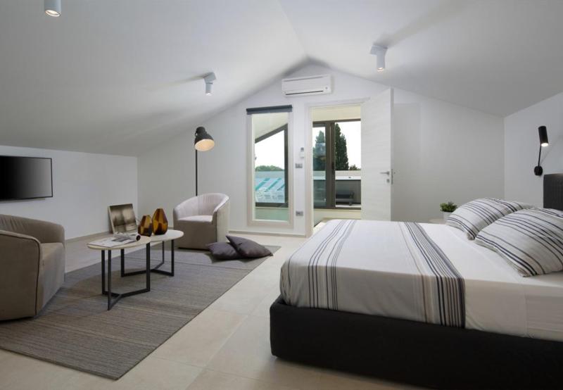 Vivi Rent Fasana - Penthouse 4 - image 9