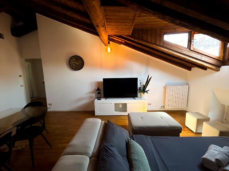[Loft mansardato] sullo skyline di Bergamo - image 17