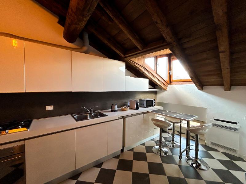 [Loft mansardato] sullo skyline di Bergamo - image 19