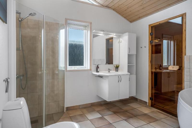 Lovely Holiday Home With Sauna Located 200 Meters From The North Sea In Klitmøller - image 11