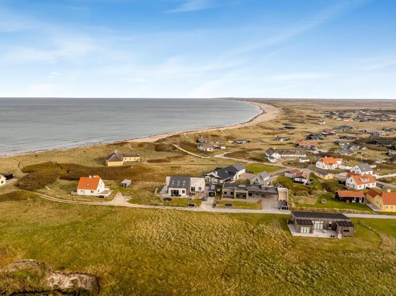 Lovely Holiday Home With Sauna Located 200 Meters From The North Sea In Klitmøller - image 7