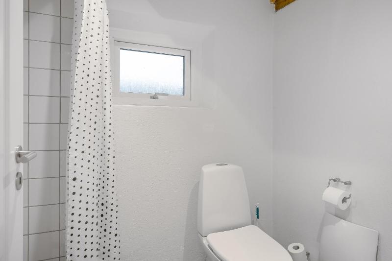 16-Person Holiday Home With View Over The Water And Wilderness Bath - image 16