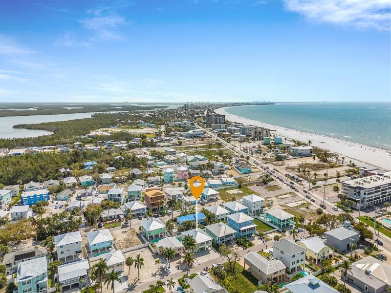 140 Pearl Paradise 3BR 2BA with Pool! home - image 26