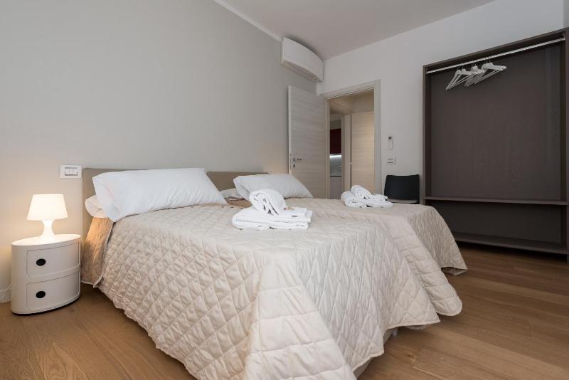 Apartment image 3