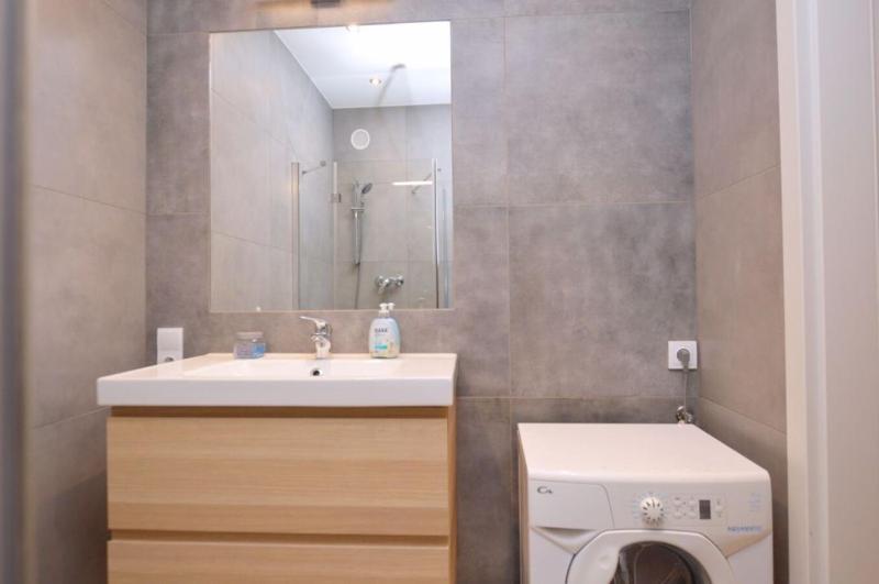 Comfortable Victus Studio near the Railway Station by Noclegi Renters - image 13