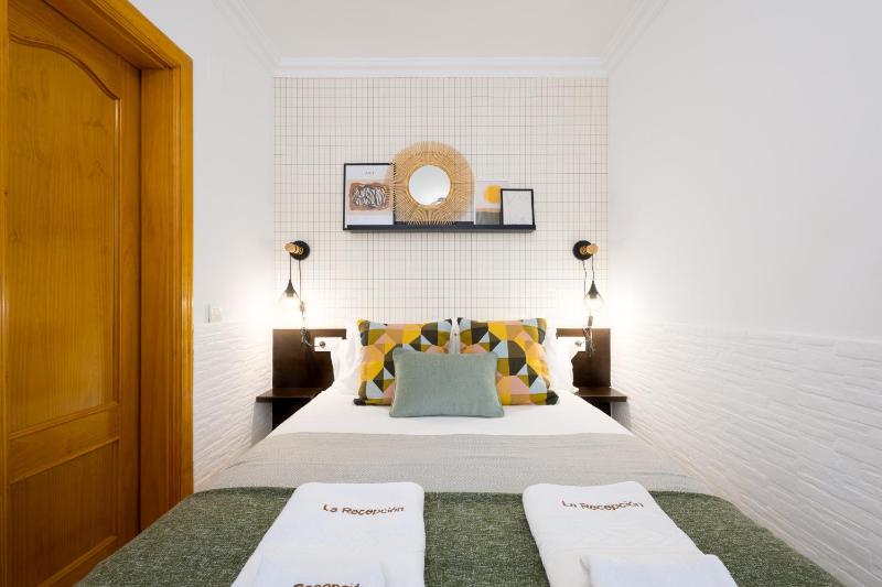 C39 Cosy apt next to the City Center - image 1