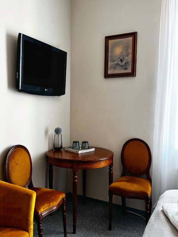 Apple Economy Hotel - image 46