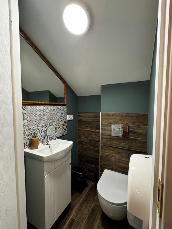 Apple Economy Hotel - image 43