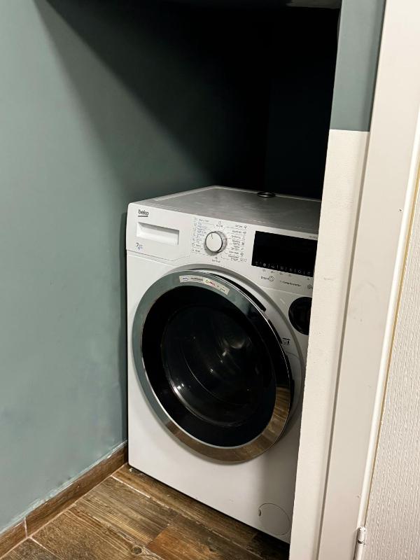 Apple Economy Hotel - image 10