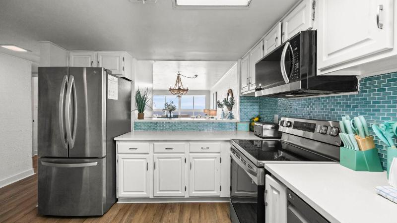 Edgewater West 72 - image 16
