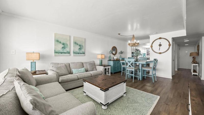 Edgewater West 72 - image 23