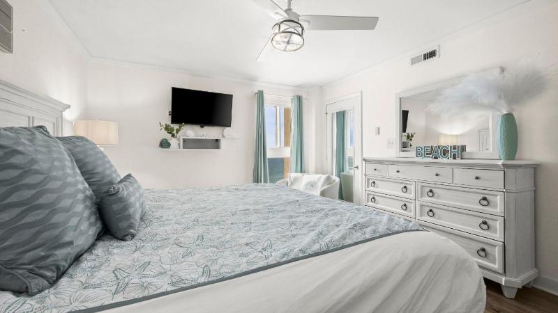 Edgewater West 72 - image 15