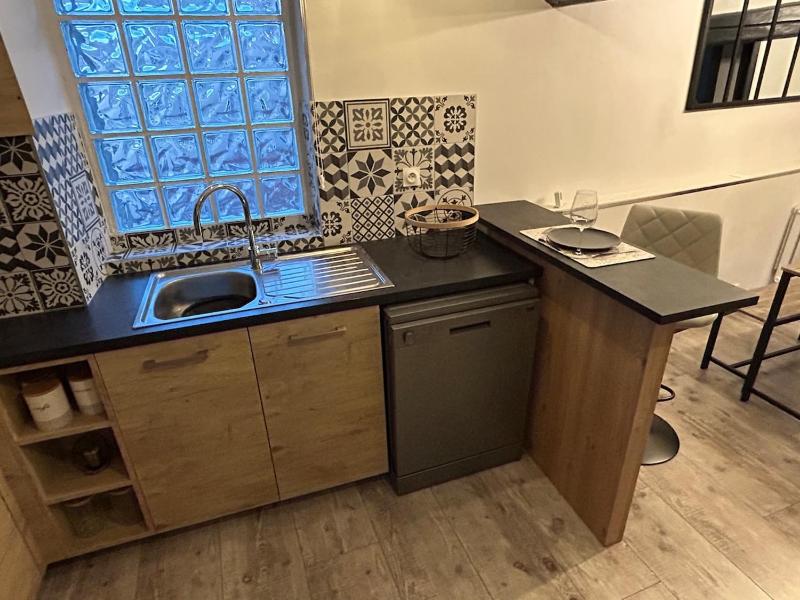 Le 23 - bel appartement de caractère au centre historique - image 23