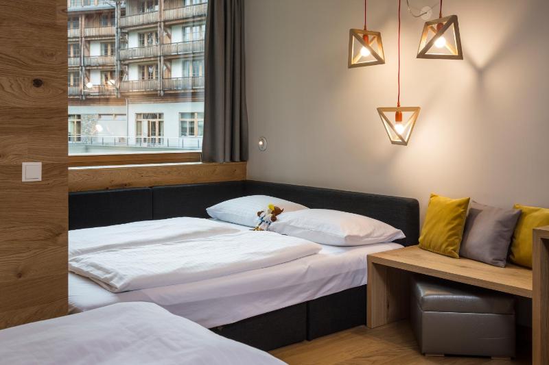 Deluxe Double Room image 2