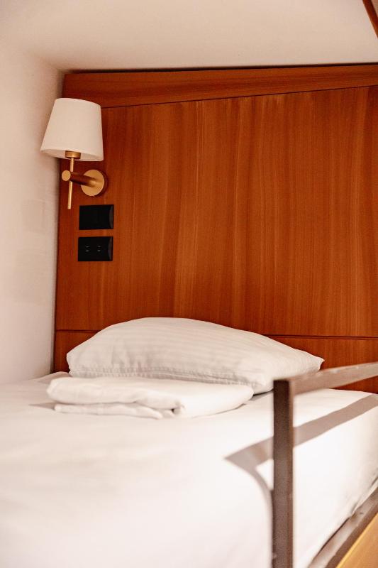 Cardedeu Express Hotel - image 3