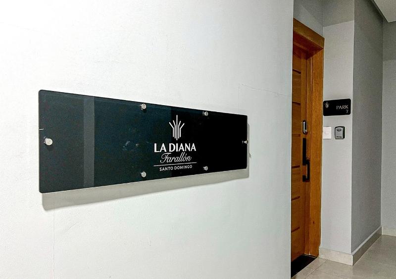 Elegant 2BR in La Esperilla with Balcony Rooftop and Gym - image 15
