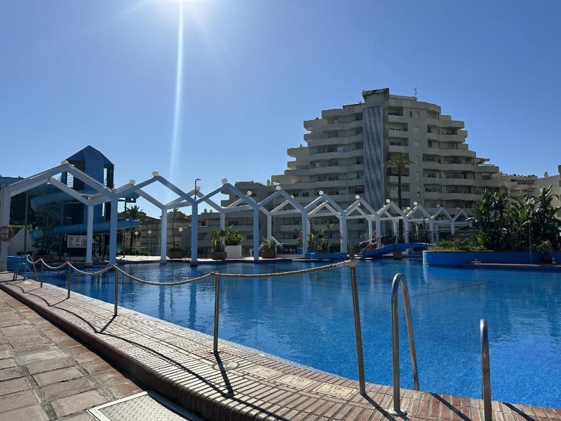 Benalbeach Terraza XXL junto al Mar - image 22