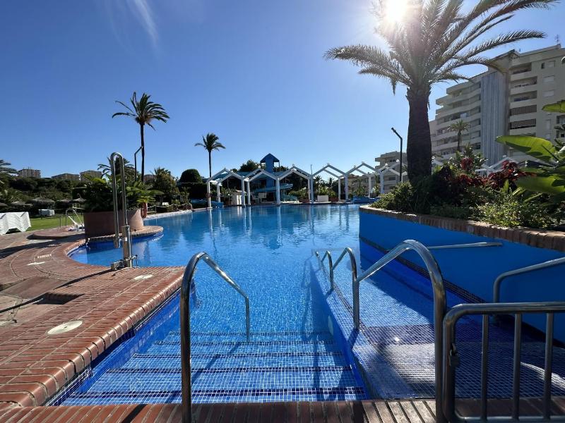 Benalbeach Terraza XXL junto al Mar - image 48