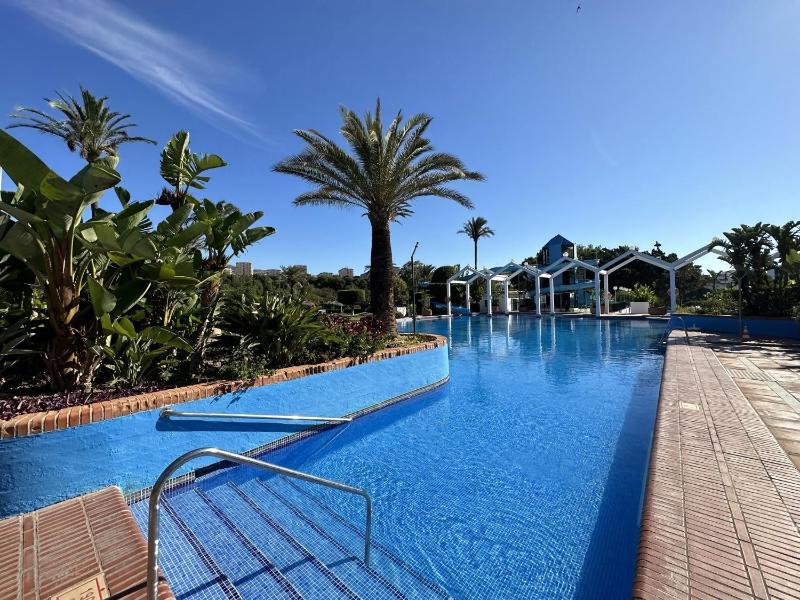Benalbeach Terraza XXL junto al Mar - image 25