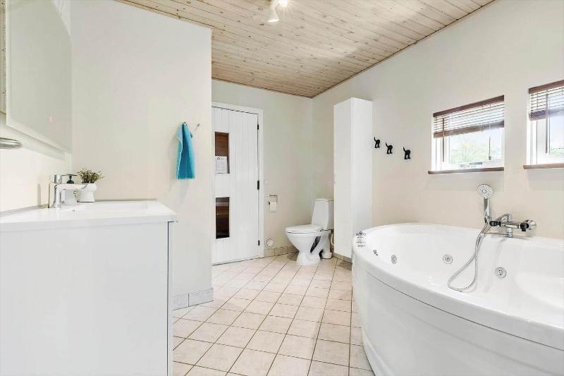 84182-Ebeltoft-Kystvejen-37 - image 4