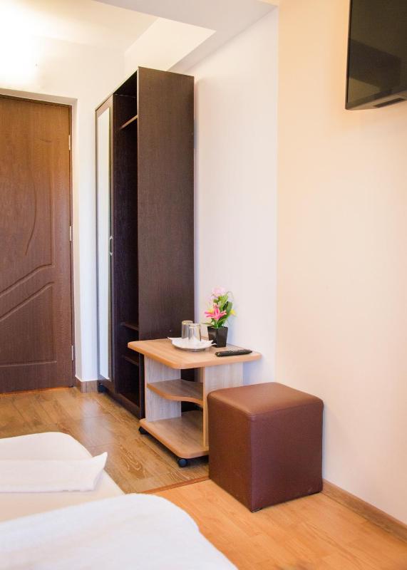 King Room image 3