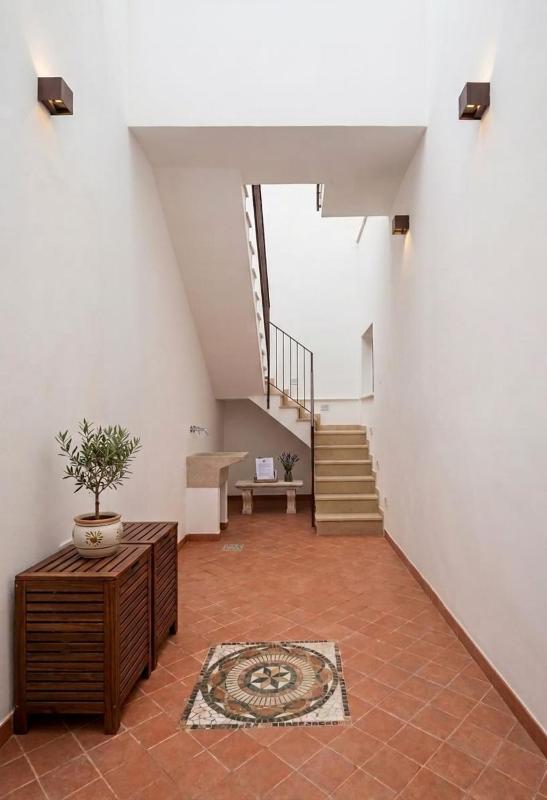 Aura - Luxury Suite - image 15