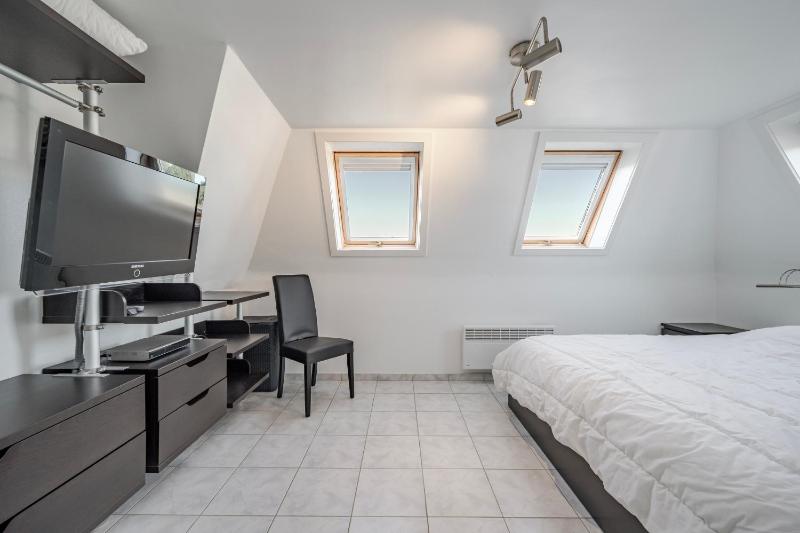 Delvaux 4 Huis 3 Met 2 Parkings - image 10