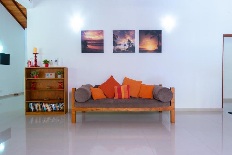 Coconut Grove Villa - Luxury 3 Bedrooms with Private Pool-Hikkaduwa - image 25