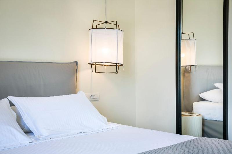 Double Room no Balcony image 4