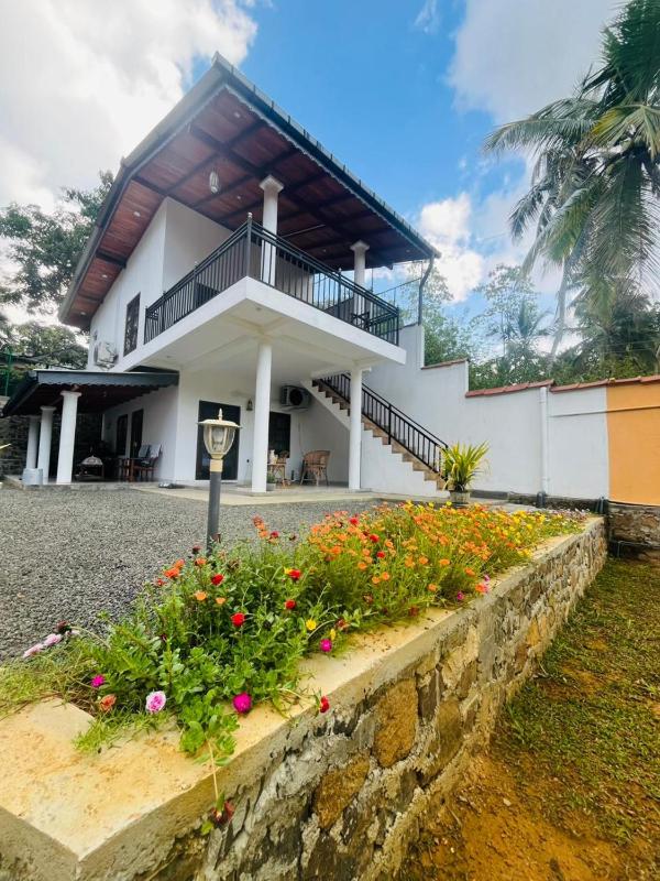 The villa Evans - image 1