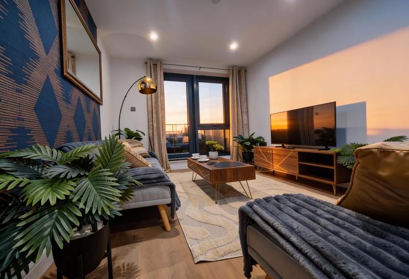 LUX 2Bed 2Bath Apartment with Terrace City Center - image 35