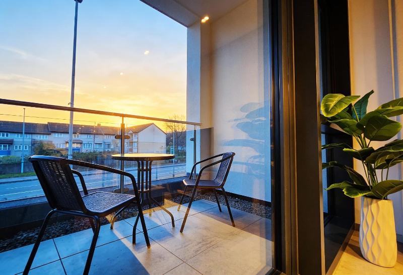 LUX 2Bed 2Bath Apartment with Terrace City Center - image 38