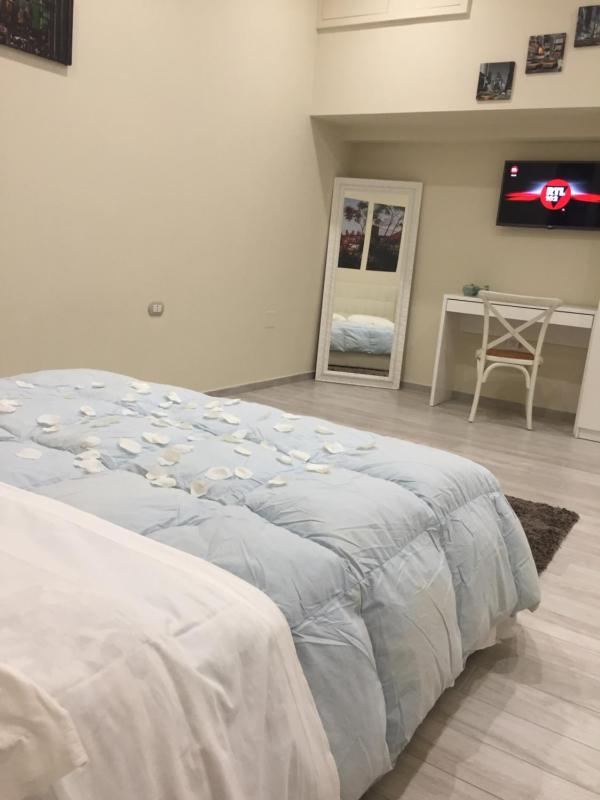 Quadruple Room image 3