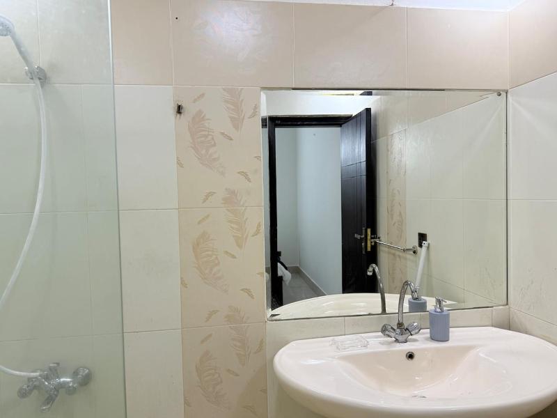 Blissful Stay Royal Studio - image 7
