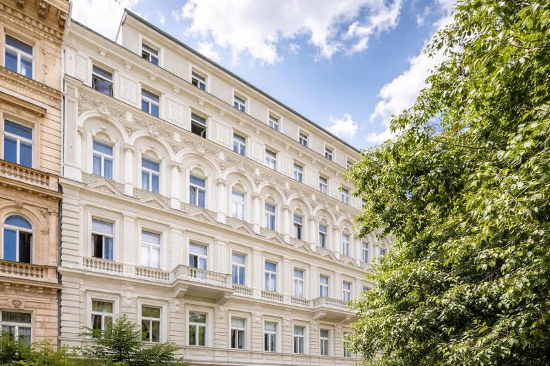 Wenceslas square apartment - image 1