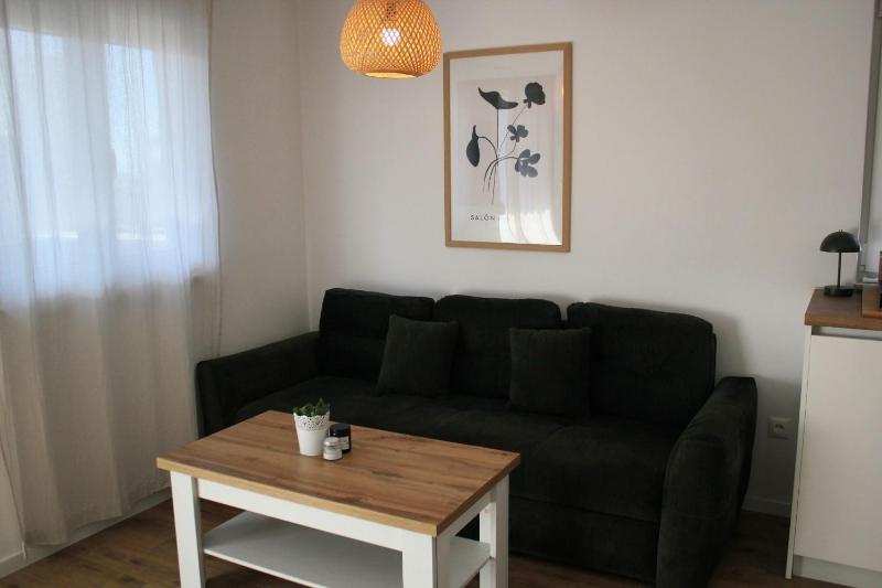Apartments with parking space Makarska - 25390 - image 8